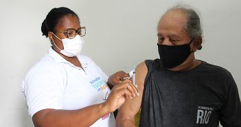 Secretaria Municipal da Saúde segue com vacinação contra Covid-19 em Salvador nesta sexta (02)