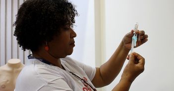 DIA D da vacinação contra a Influenza: Saúde de Salvador oferta vacinação em mais de 60 pontos neste sábado (13)